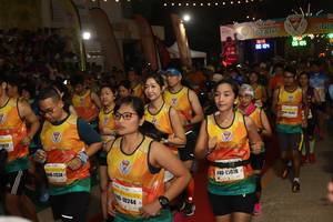 BIB: 11612, 11534, 15078, 102
                            <button type="button" onclick="openModal(9884454)" class="btn btn-primary btn-sm float-right btn-popup" data-toggle="modal" data-target=".modal-high-quality">
                        <i class="fas fa-shopping-cart"></i> Add to Cart
                    </button>
                                            <button type="button" onclick="isThisMe(9884454, true)" class="btn btn-success btn-sm float-right btn-popup btn-isme hidden" data-toggle="tooltip" data-placement="bottom" title="นี่คือรูปของคุณใช่ไหม คลิกที่นี่เพื่อเอาเข้าอัลบั้ม">
                        <i class="fas fa-plus"></i> Add to album
                    </button>
                    <button type="button" onclick="isThisMe(9884454, false)" class="btn btn-warning btn-sm float-right btn-popup btn-isnotme hidden">
                        <i class="fas fa-ban"></i> Remove from album
                    </button>